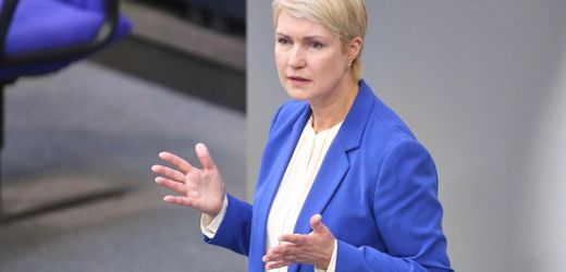 Mehrwertsteuererhöhung: SPD-Politiker und Handel kritisieren Vorstoß