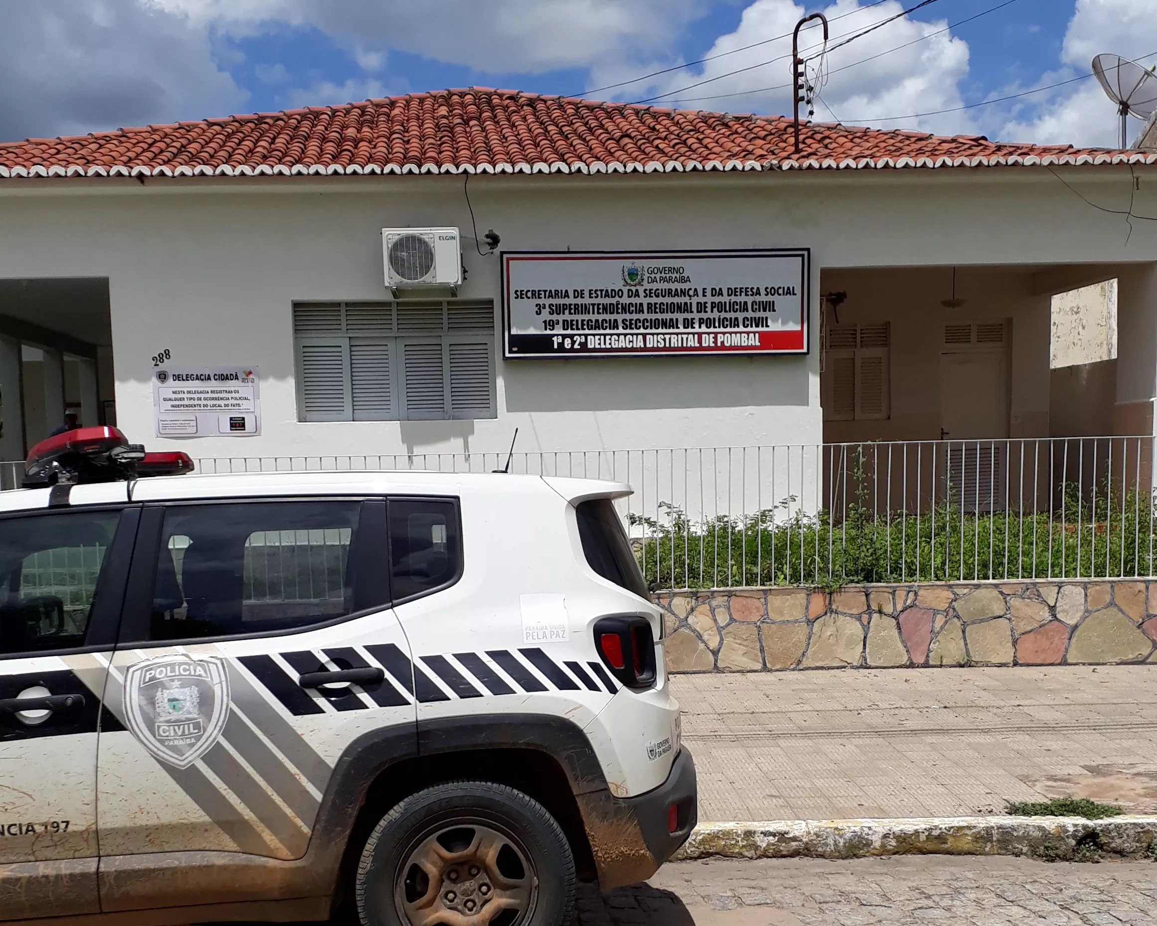 Homem é preso suspeito de manter corpo de idoso em casa por mais de 48h e tentar cobrar aluguéis em nome da vítima, na PB