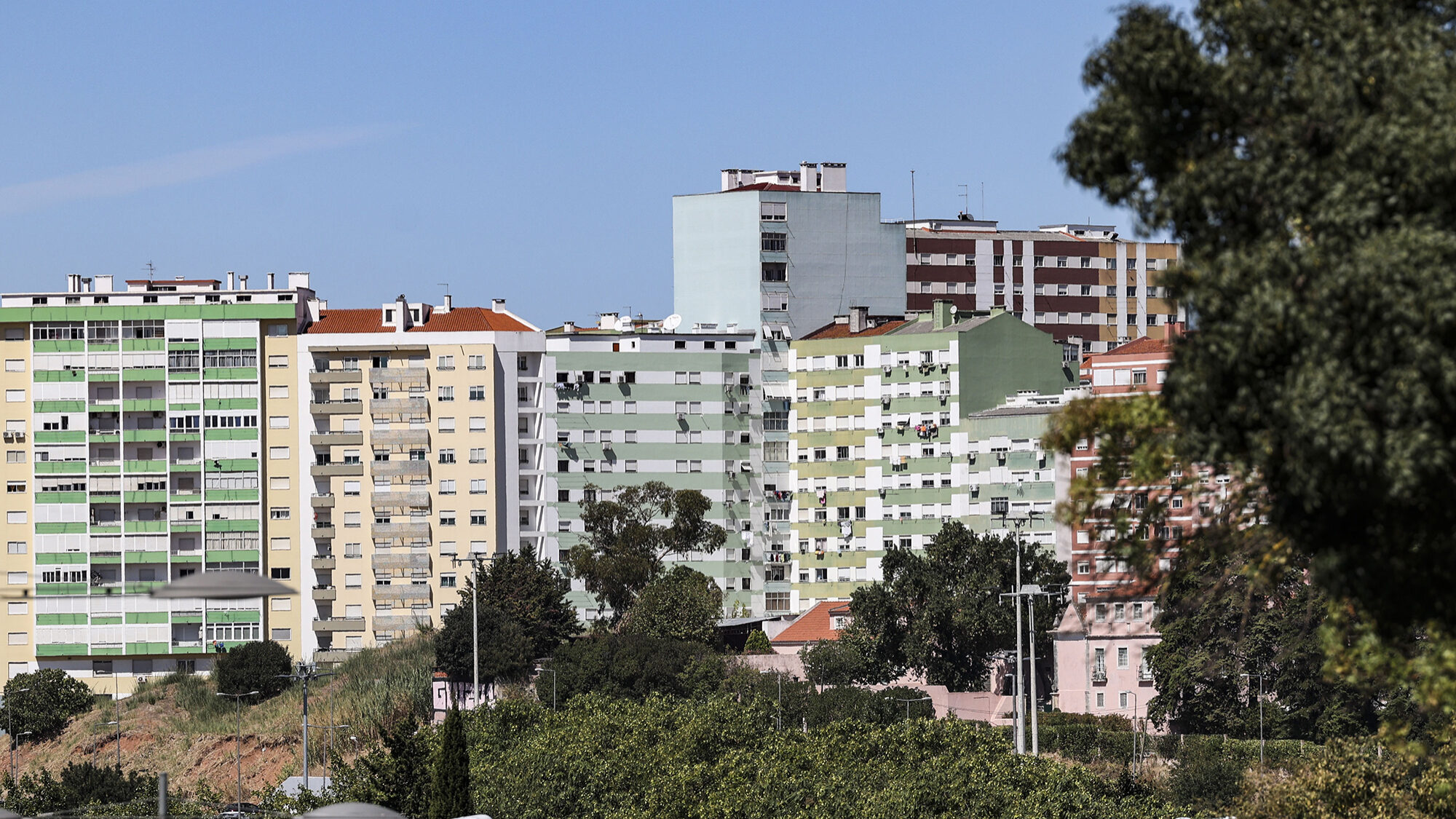 Habitação. Eurodeputados visitam Lisboa para analisar respostas à crise habitacional