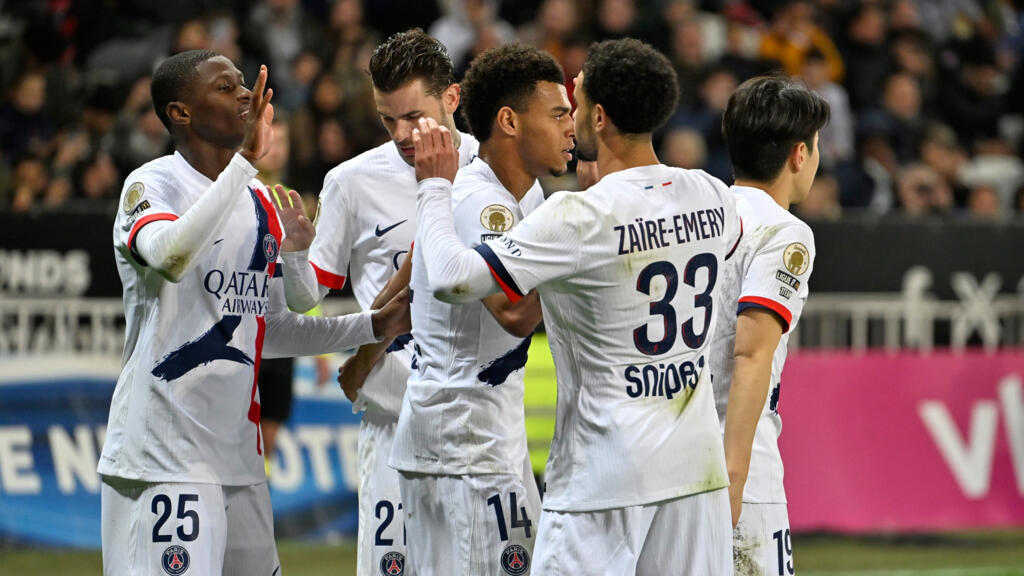 Futebol: Paris Saint-Germain goleou o Nice na Liga Francesa