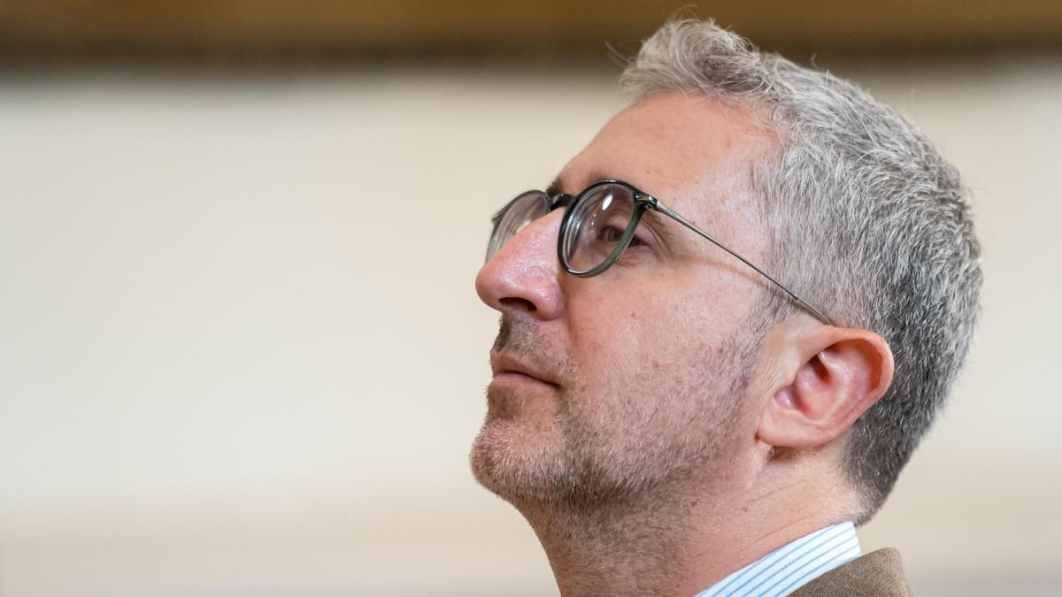 Arcadi España, el discípulo de Ximo Puig que lideró la reforma fiscal de la izquierda en la Generalitat Valenciana