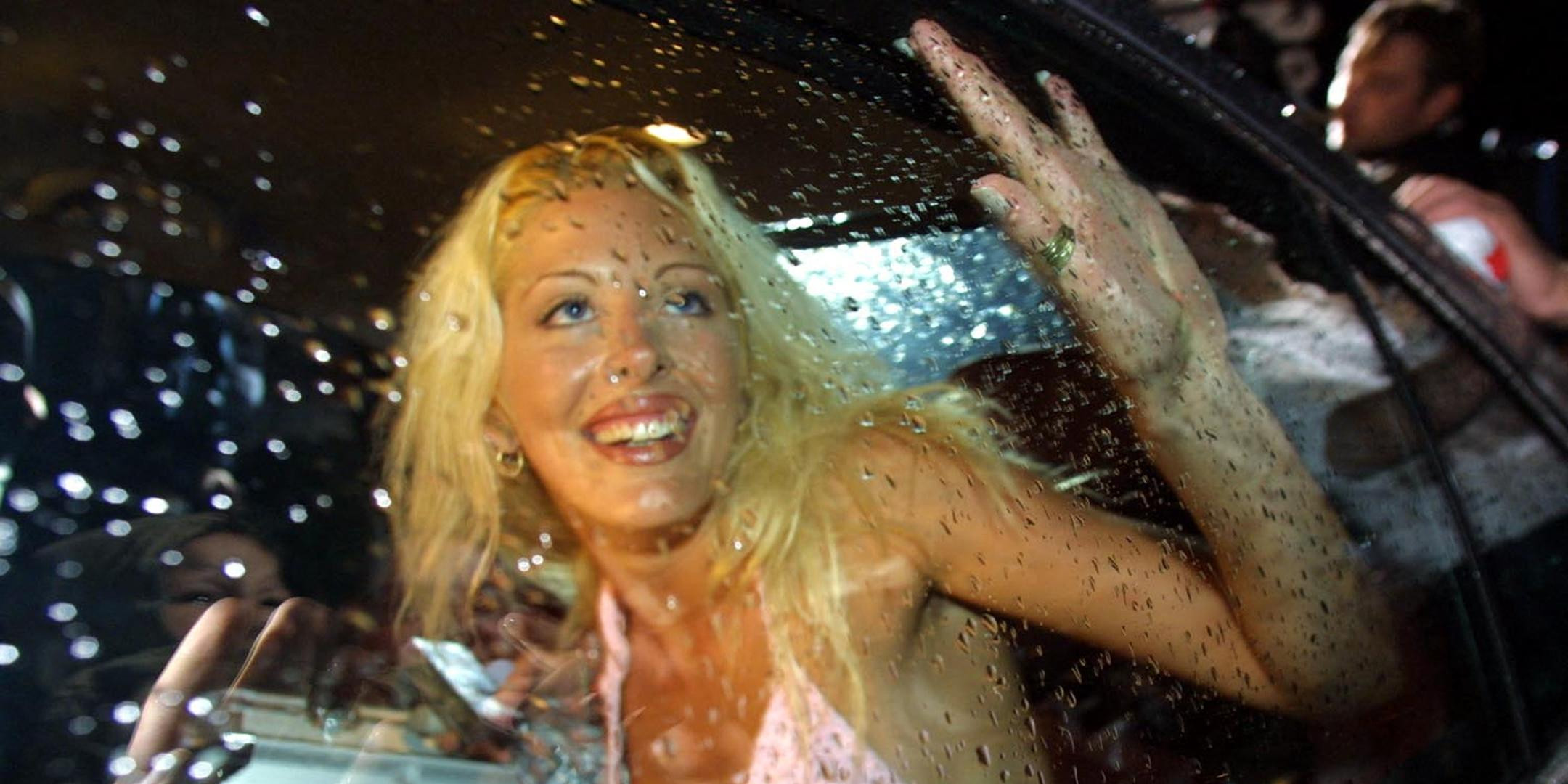 «Nous prions pour son repos», «un destin brisé»... Les hommages se sont multipliés après la mort de Loana, décédée à 48 ans