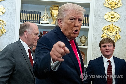 이란 "두번이나 속았다"…트럼프 협상에 '함정' 의심