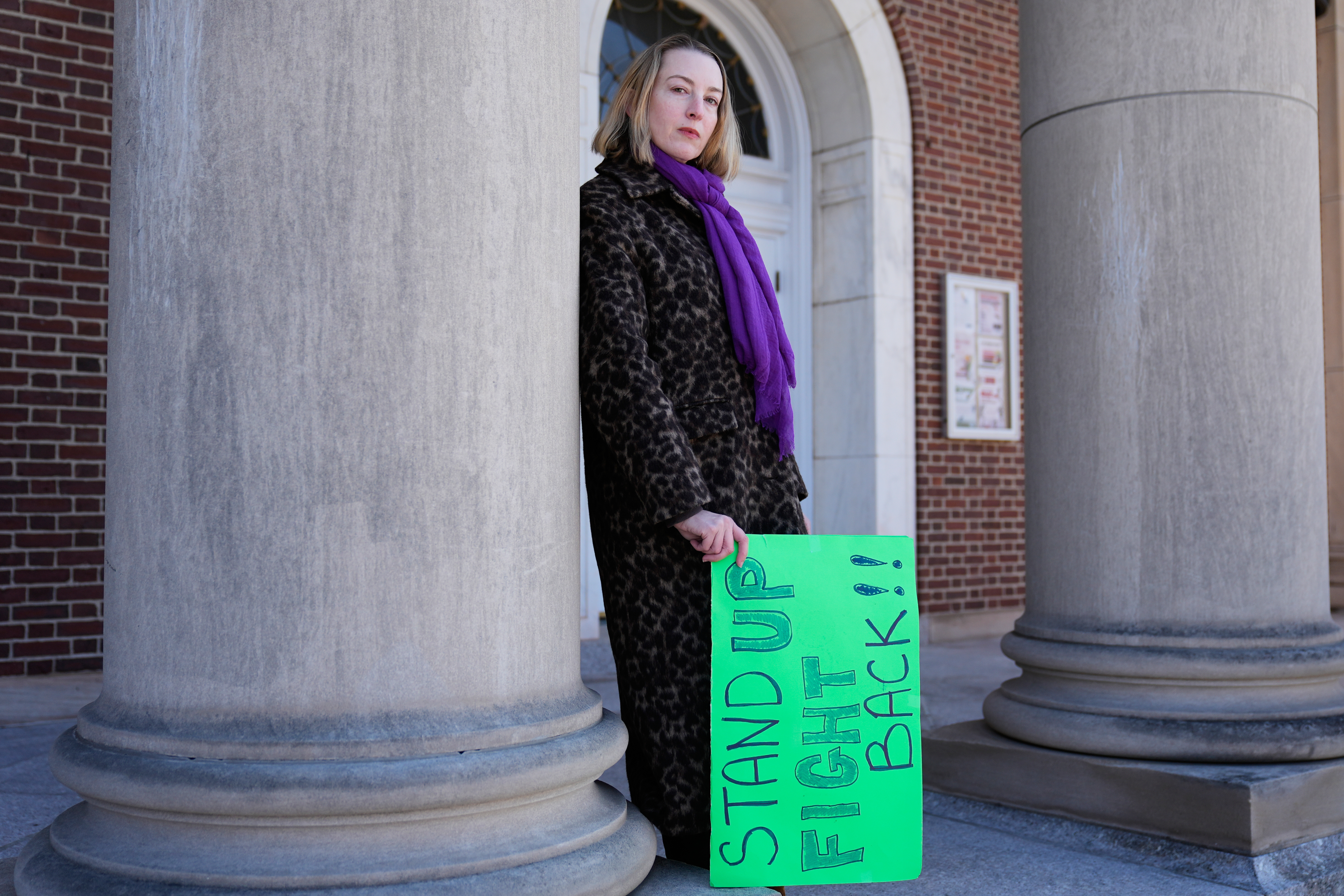 ‘This is our fight“: Suburbanites embrace anti-Trump resistance ahead of No Kings protests