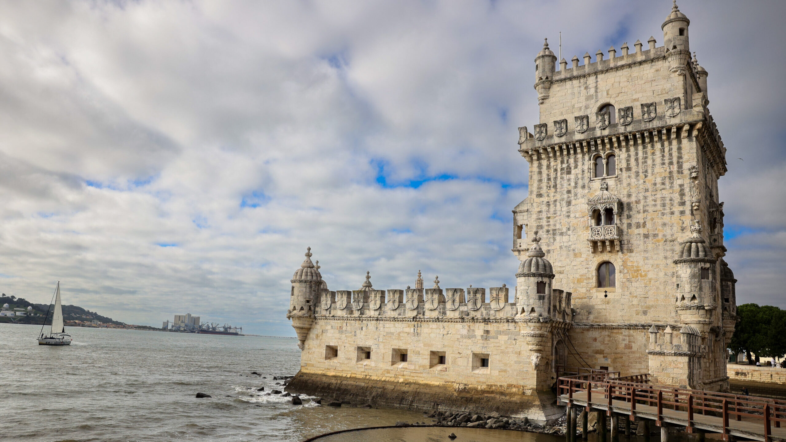 DBRS mantém previsão de crescimento do PIB português em 2026 mas melhora 2027