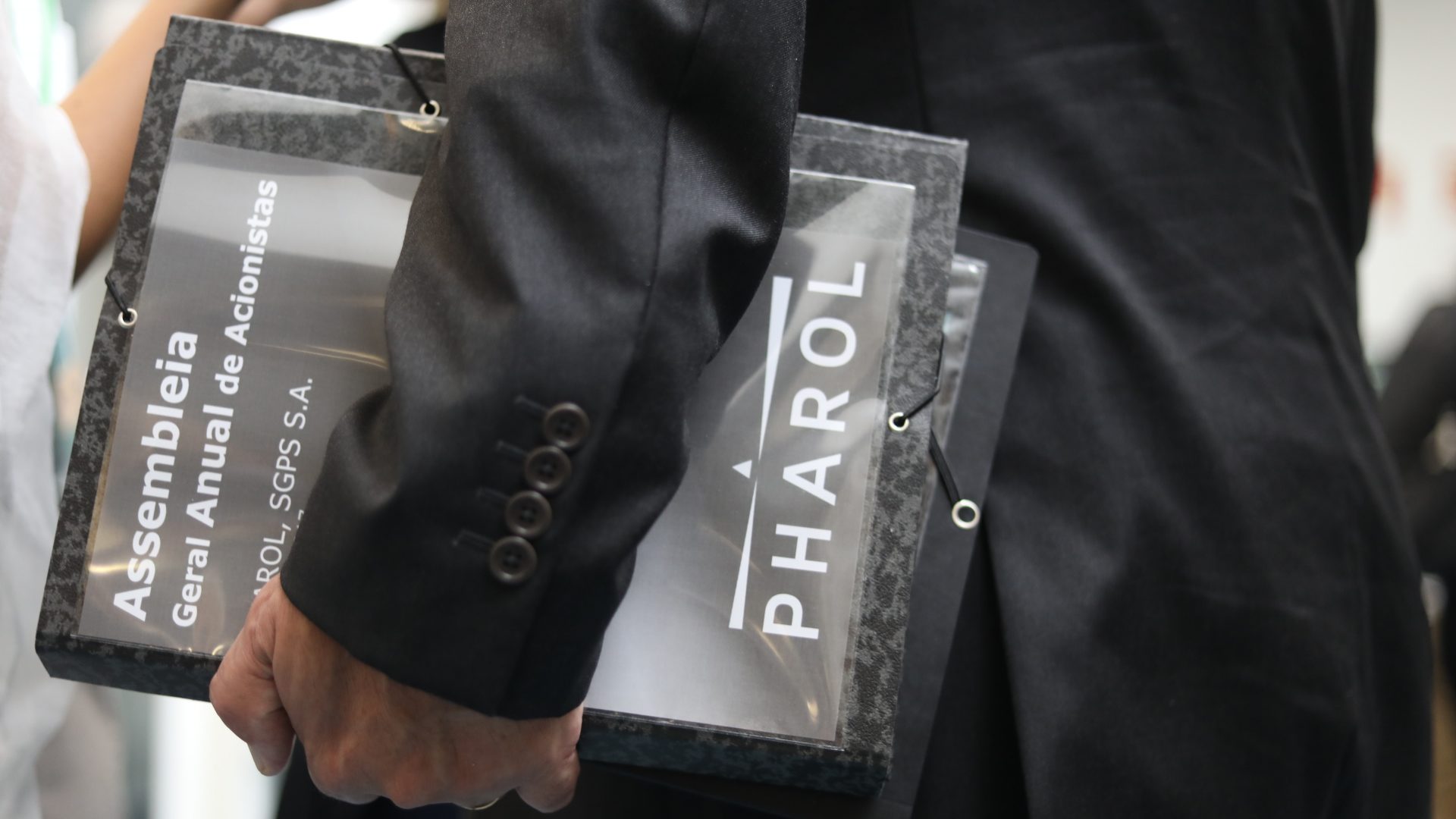 Falta de quórum, assembleia-geral da Pharol volta a reunir a 17 de abril