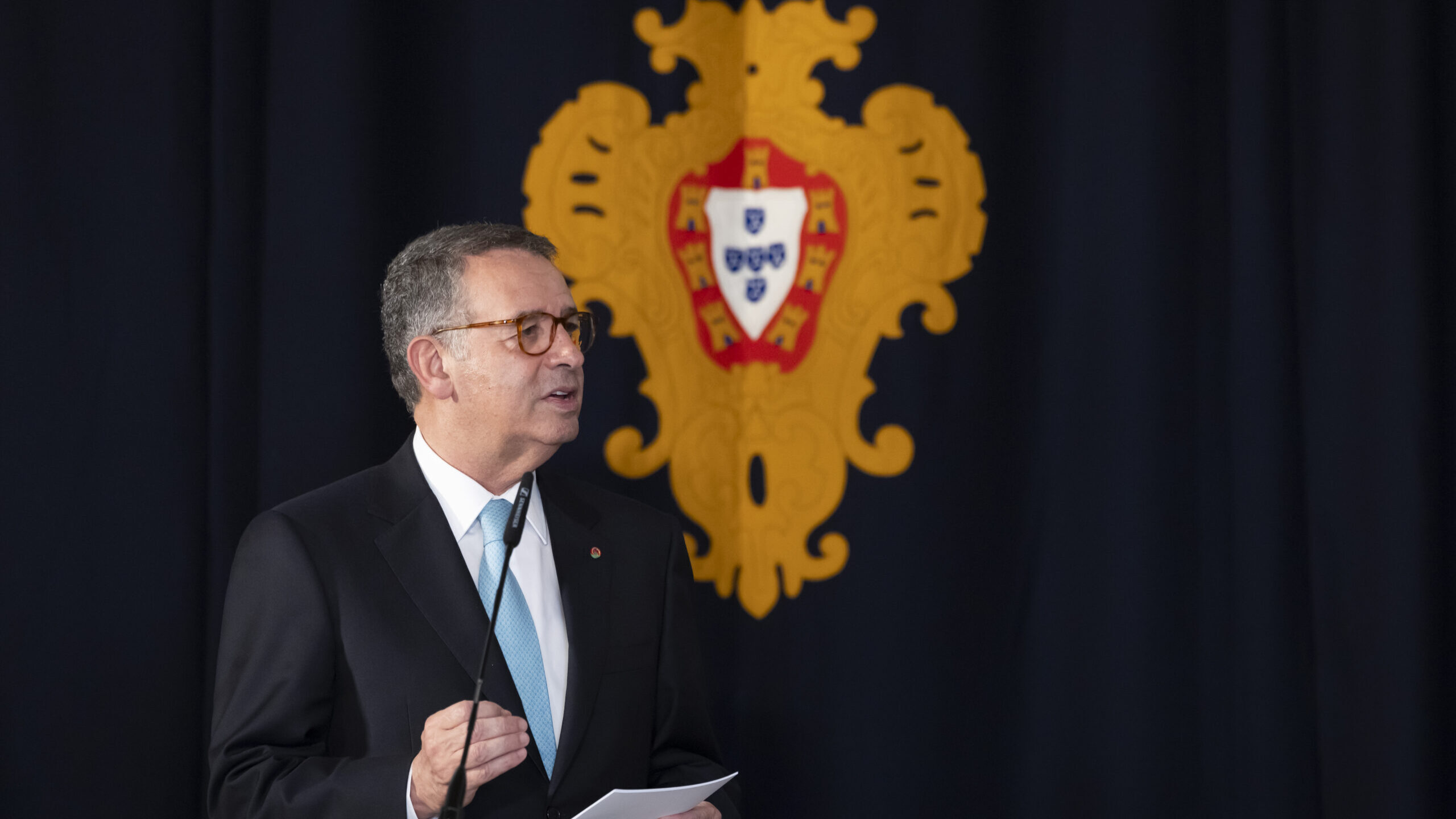 Seguro promulga, com alerta, diploma que reestrutura Direção-Geral da Segurança Social