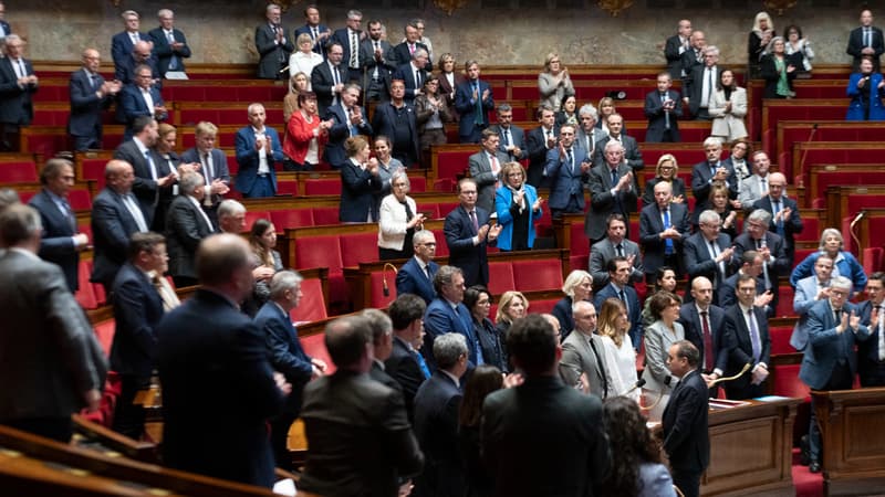 DIRECT. Guerre au Moyen-Orient: l'Assemblée nationale rend hommage à l'adjudant-chef Arnaud Frion mort en Irak