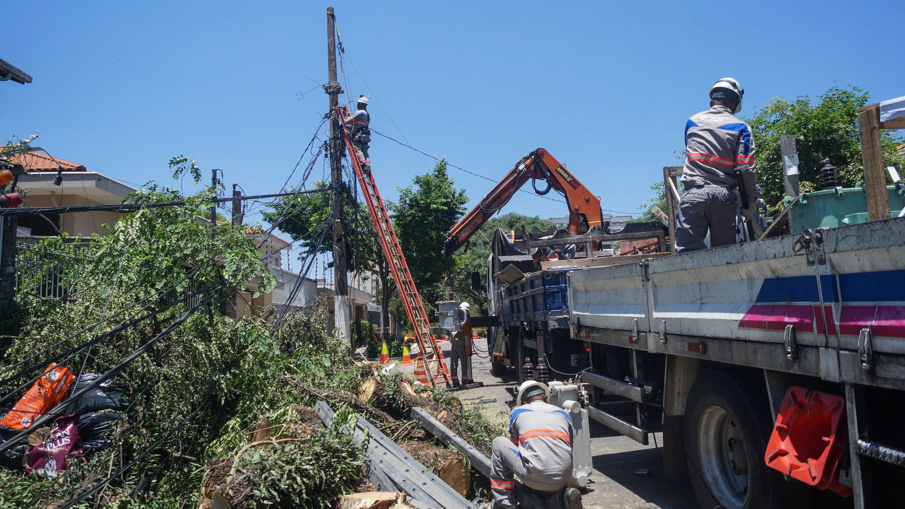 Justiça derruba liminar e libera retomada do processo que pode tirar concessão da Enel em SP
