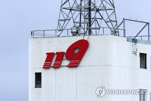 창원 아파트 주차장서 칼부림…1명 심정지·1명 중상