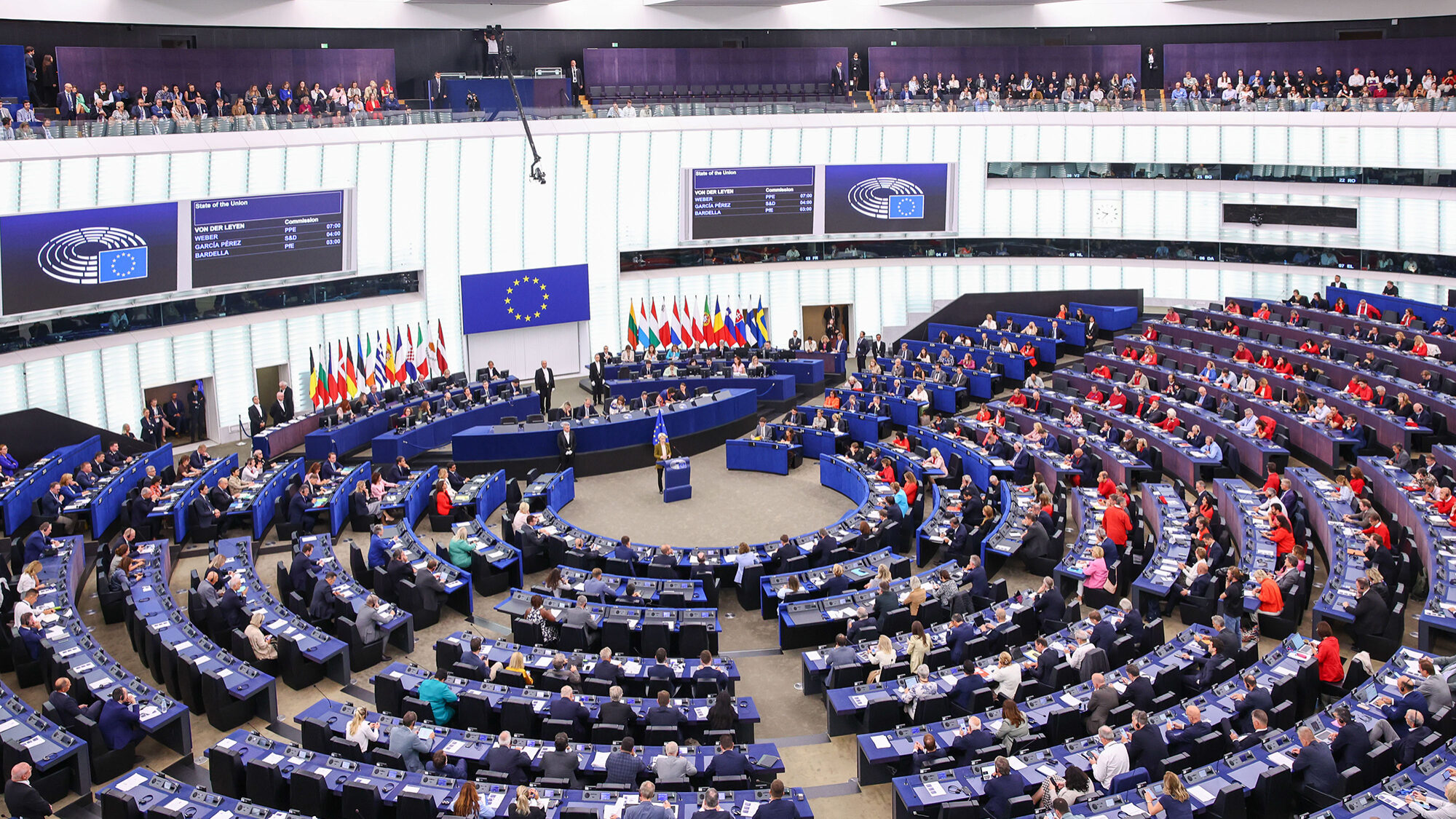 Eurodeputados aprovam regras para proteger contribuintes em caso de falência bancária