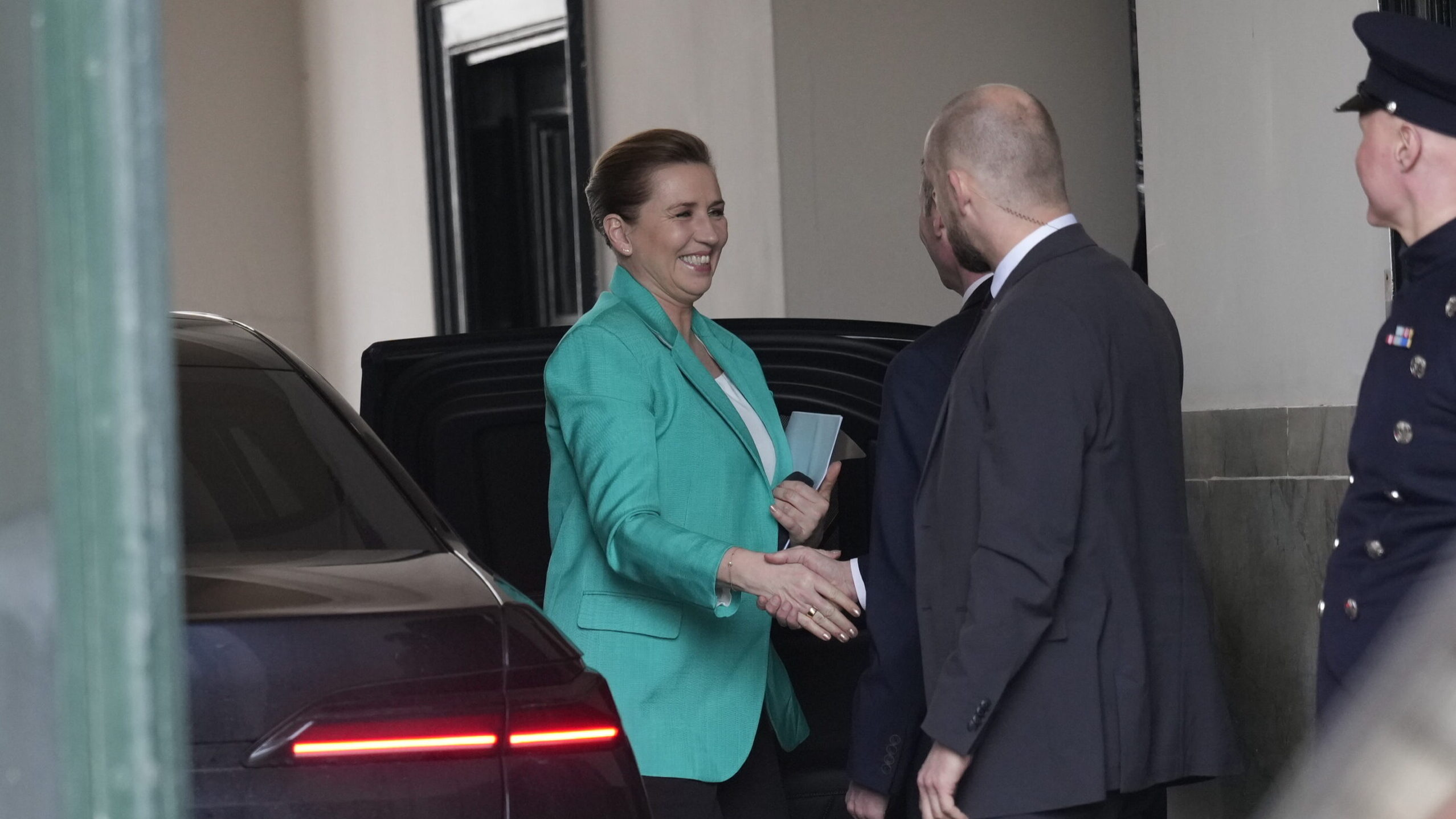 Primeira-ministra dinamarquesa demite-se após vencer eleições antecipadas sem maioria