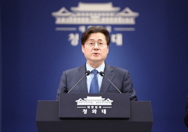 홍익표 “중동 파병 심사숙고… 부동산 안 잡히면 보유세도 검토”