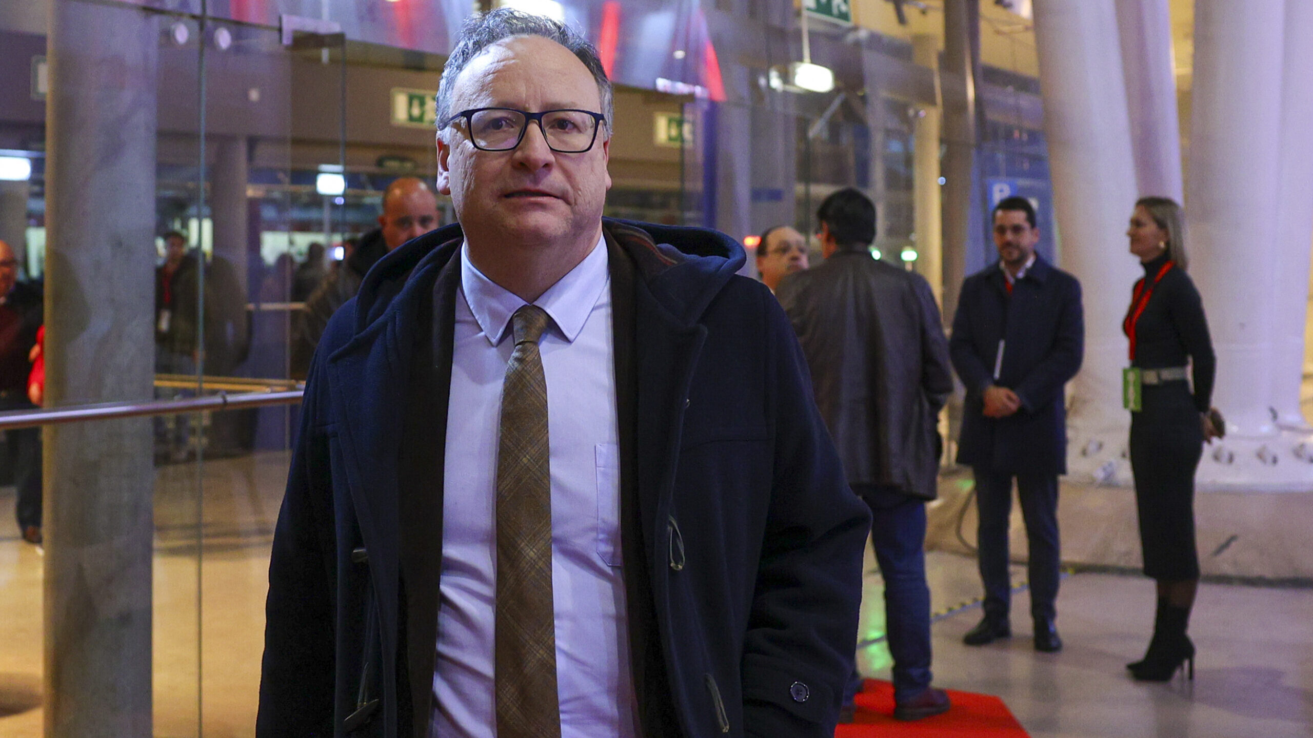 Autoridades portuguesas pediram levantamento de imunidade parlamentar de Francisco Assis