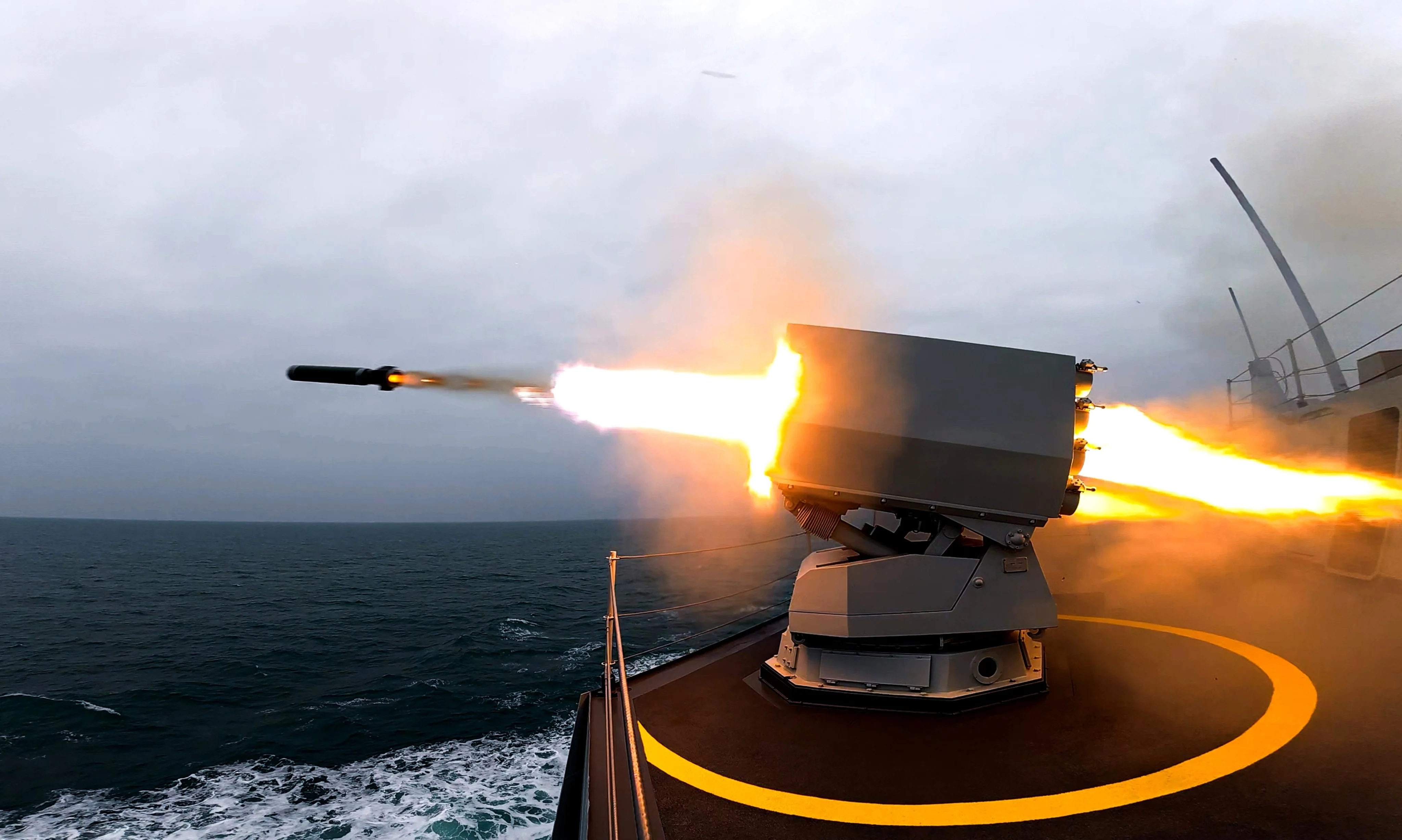 New Type 055 destroyers for PLA East China Fleet tested in first live-fire drill