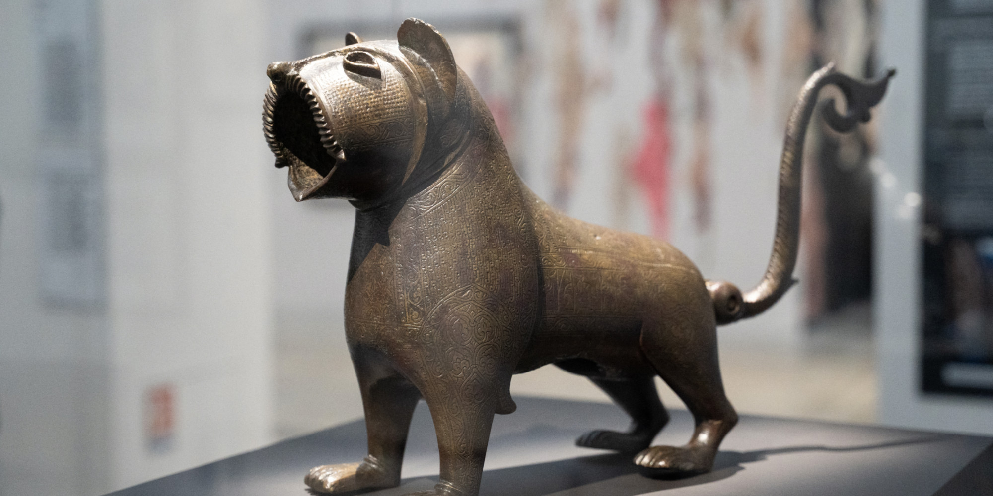 Le Louvre-Lens explore les orientalismes, des 1001 Nuits à l'art contemporain