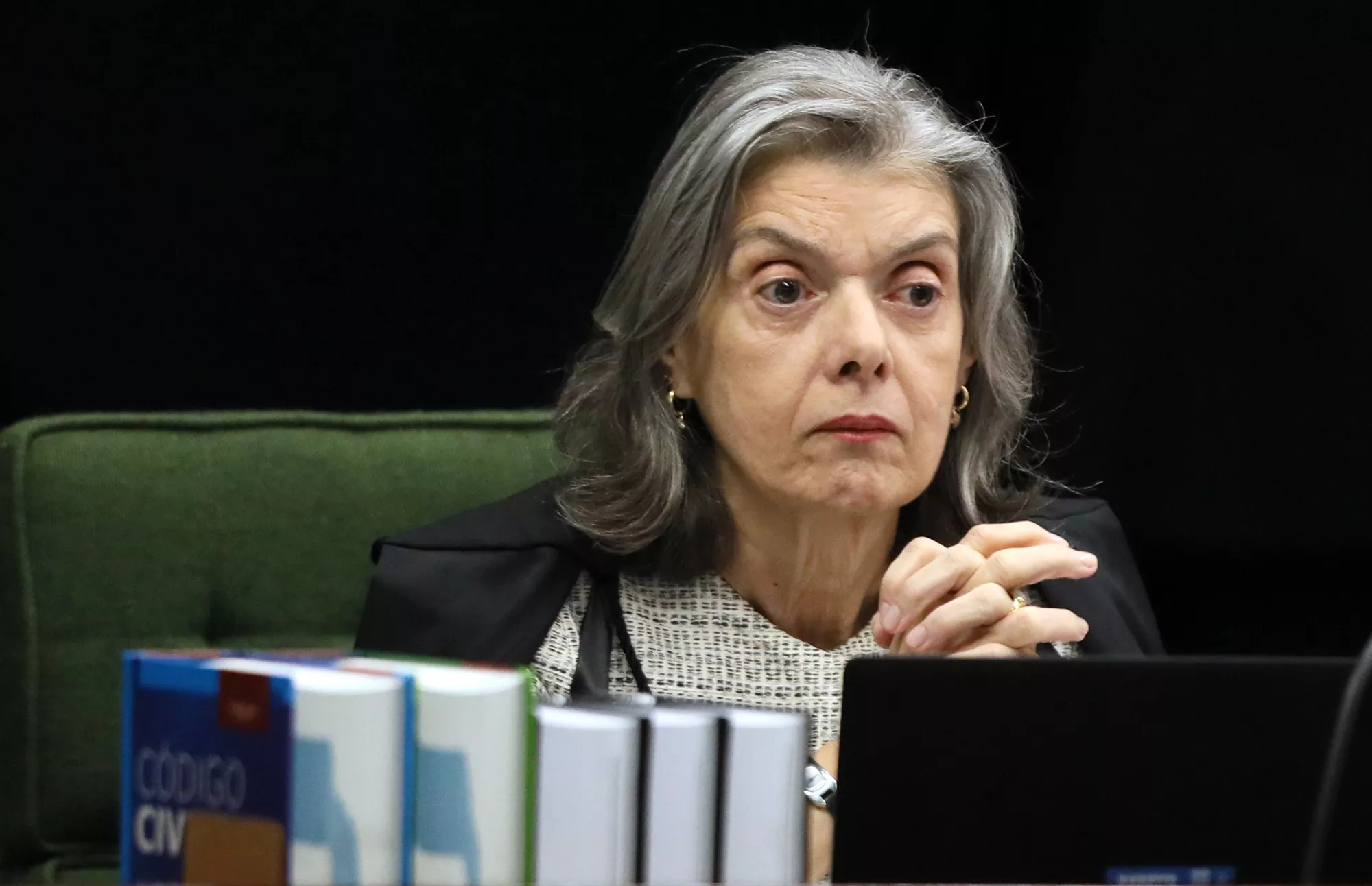 Cármen Lúcia diverge de Fux em julgamento sobre eleição indireta do Rio e defende prazo de 24h para desincompatibilização