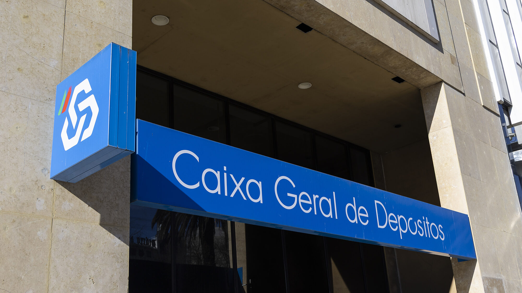 Quatro candidatos à compra do banco da CGD no Brasil passam à próxima fase